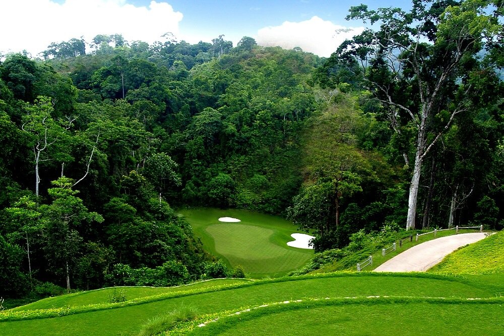 A Day in the Life of a Phuket Golfer